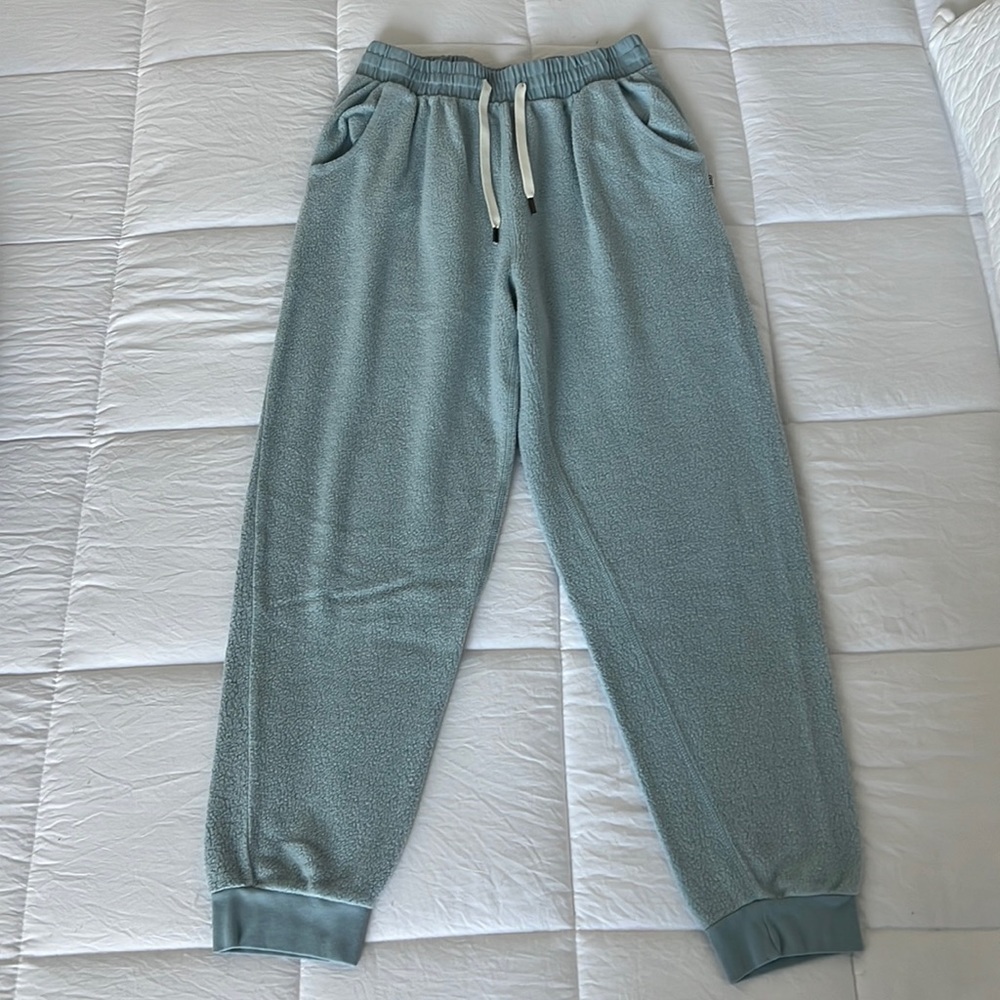Feat Women’s Blanket Blend Joggers